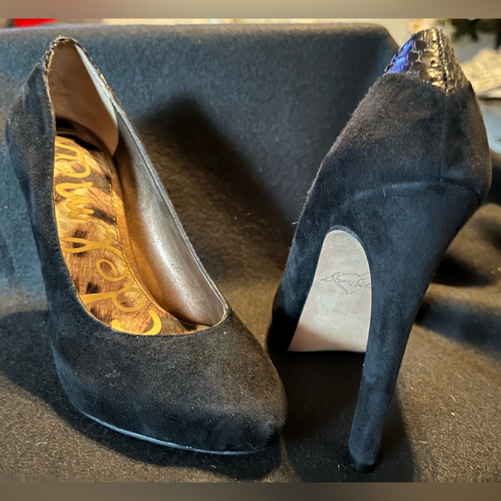 Sam Edelman (Jasmine) black suede pump SIZE 4 1/2